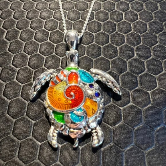 Venice By The Sea Jewelry Jewelry - Turtle Necklace Multicolored Made of Sterling Silver